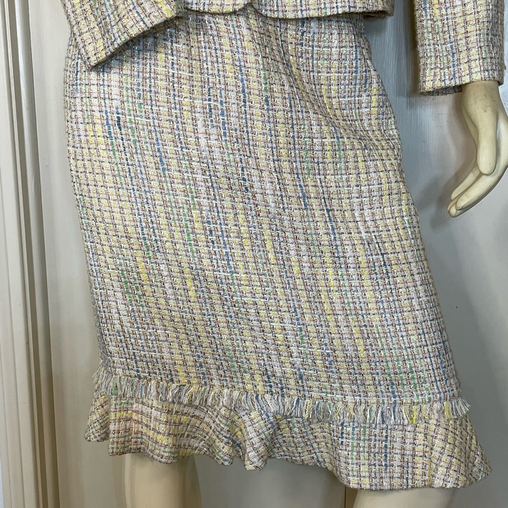 Vintage 2 Piece Suit Jacket & Skirt Woven Size 8P - Picture 3 of 16